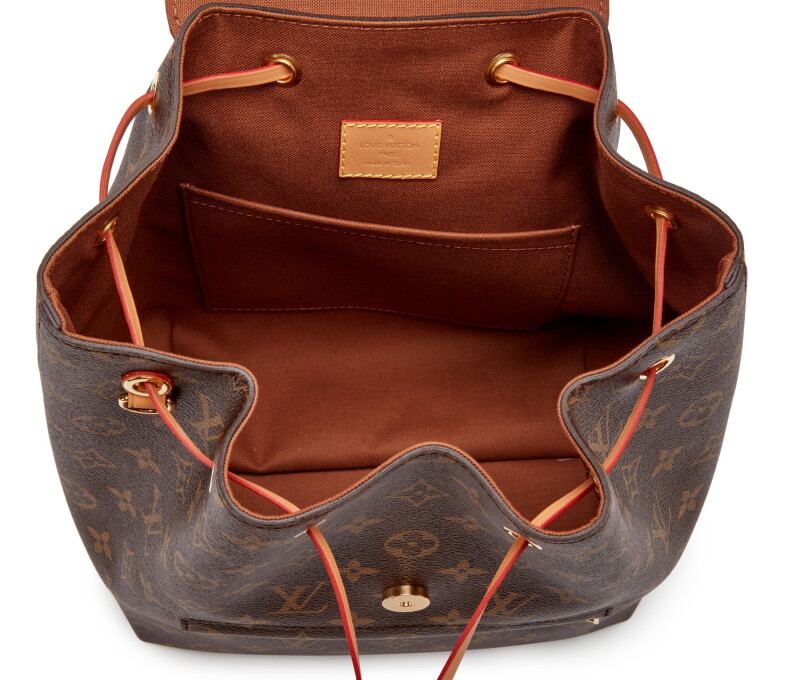 louis vuitton backpack monogram outdoor canvas brown multicolor Randonne Bag The Hosta Fashioned from giant damier ebene coated canvas with natural leather trim and black hardware LOUIS VUITTON Flaneur Backpack Jaune