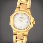 Nautilus, Reference 4700/51 | A yellow gold wristwatch with date and bracelet | Circa 1984