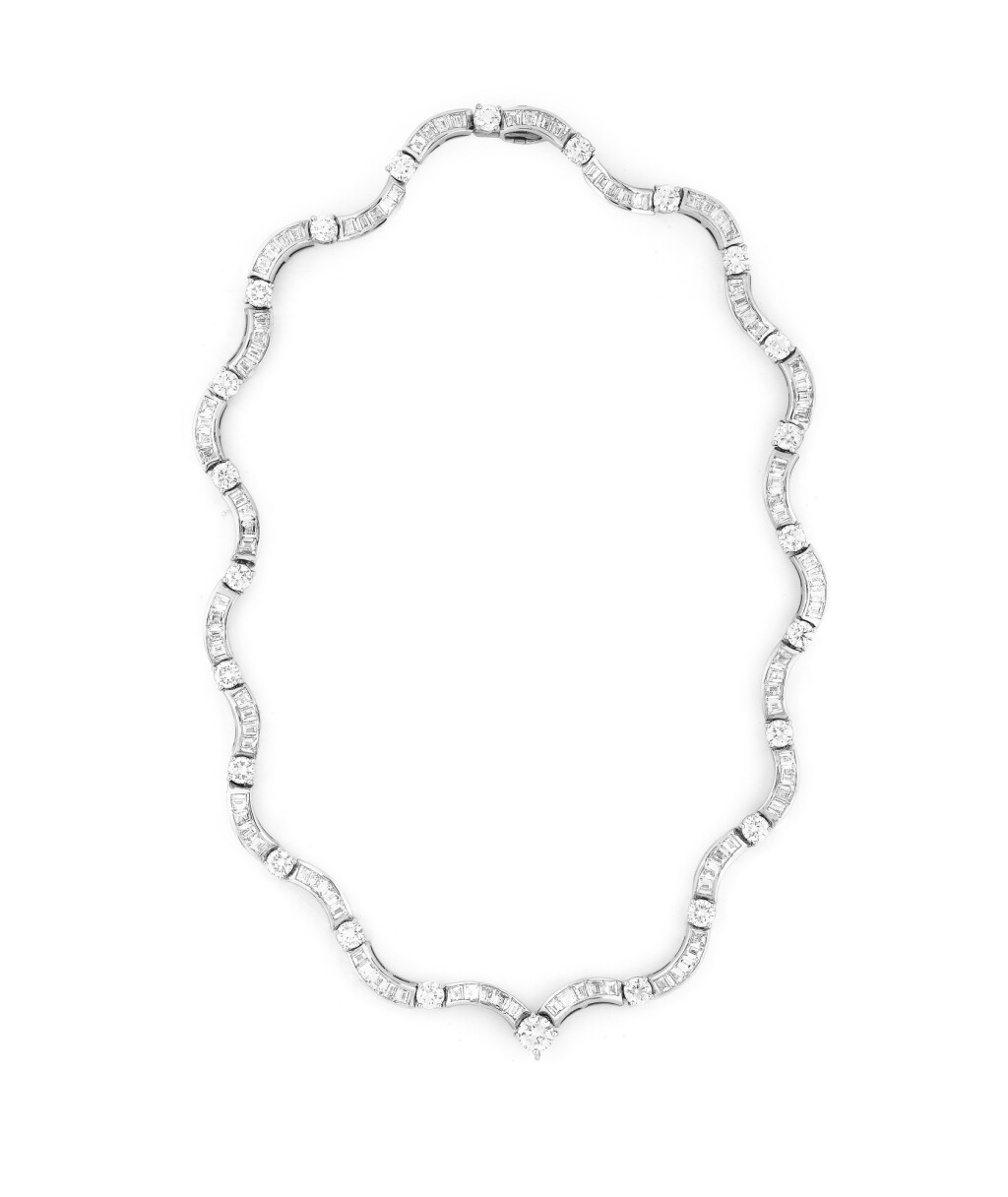 View full screen - View 1 of Lot 83. GRAFF | COLLIER DIAMANTS | DIAMOND NECKLACE.