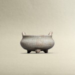 A Ge-type tripod incense burner, Late Ming dynasty | 明晚期 仿哥釉沖天耳三足爐