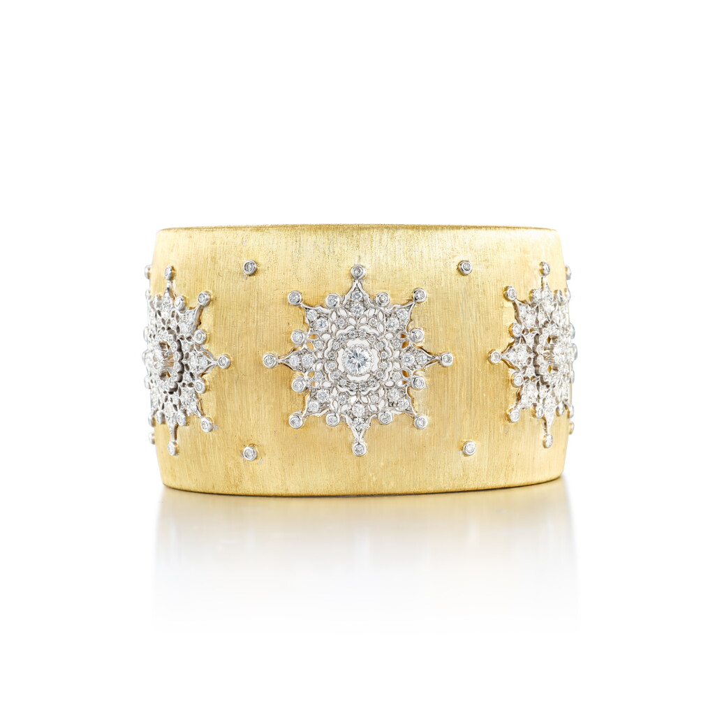 View full screen - View 1 of Lot 387. Diamond Cuff Bracelet | 馬里奧 布契拉提 | 鑽石 手鐲.