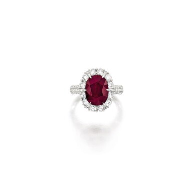 View full screen - View 1 of Lot 1689. RUBY AND DIAMOND RING 4.51卡拉 天然 「緬甸」紅寶石 配 鑽石 戒指.