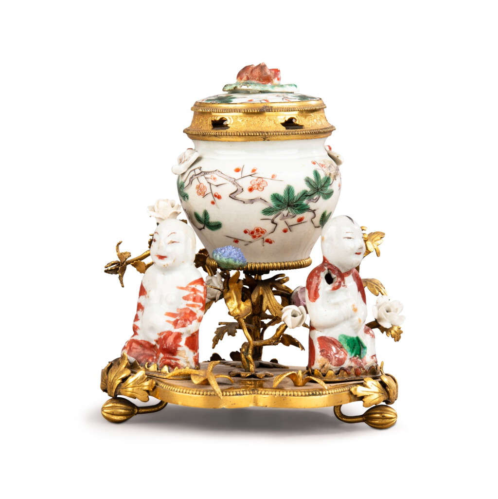 View full screen - View 1 of Lot 80. A gilt-bronze mounted porcelain pot-pourri, China, Europe and Louis XV style, 19th century | Pot-pourri en porcelaine de Chine et porcelaine européenne et monture de bronze doré de style Louis XV, XIXe siècle.