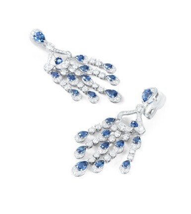 View full screen - View 1 of Lot 101. PAIRE DE PENDANTS D'OREILLE SAPHIRS ET DIAMANTS, GRAFF | PAIR OF SAPPHIRE AND DIAMOND PENDENT EARRINGS, GRAFF.