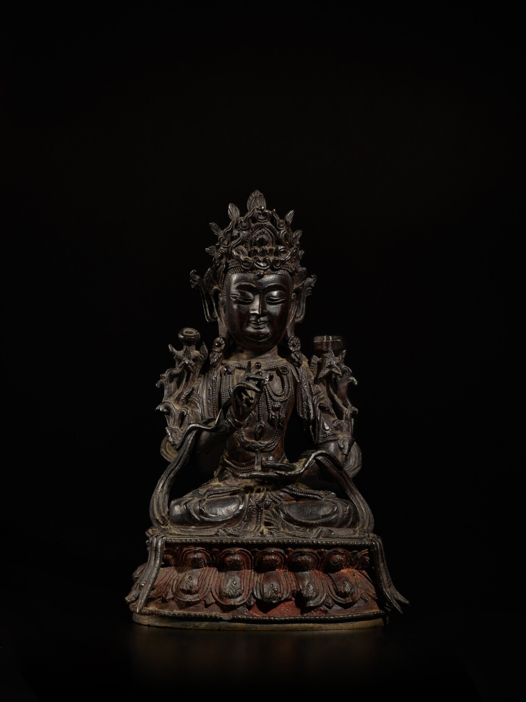 View full screen - View 1 of Lot 816. A gilt-lacquer bronze figure of Mahasthamaprapta, Ming dynasty, 17th century | 明十七世紀 銅漆金大勢至菩薩坐像.
