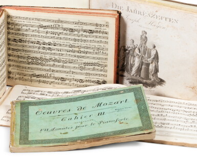 View full screen - View 1 of Lot 41. Sonates et rondos de Mozart et réductions pour piano de deux oratorios de Haydn. Ensemble 4 volumes de partitions imprimées. .