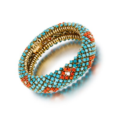 View full screen - View 1 of Lot 36. Kutchinsky | Bracelet turquoise corail et diamants | Turquoise coral and diamond bracelet.
