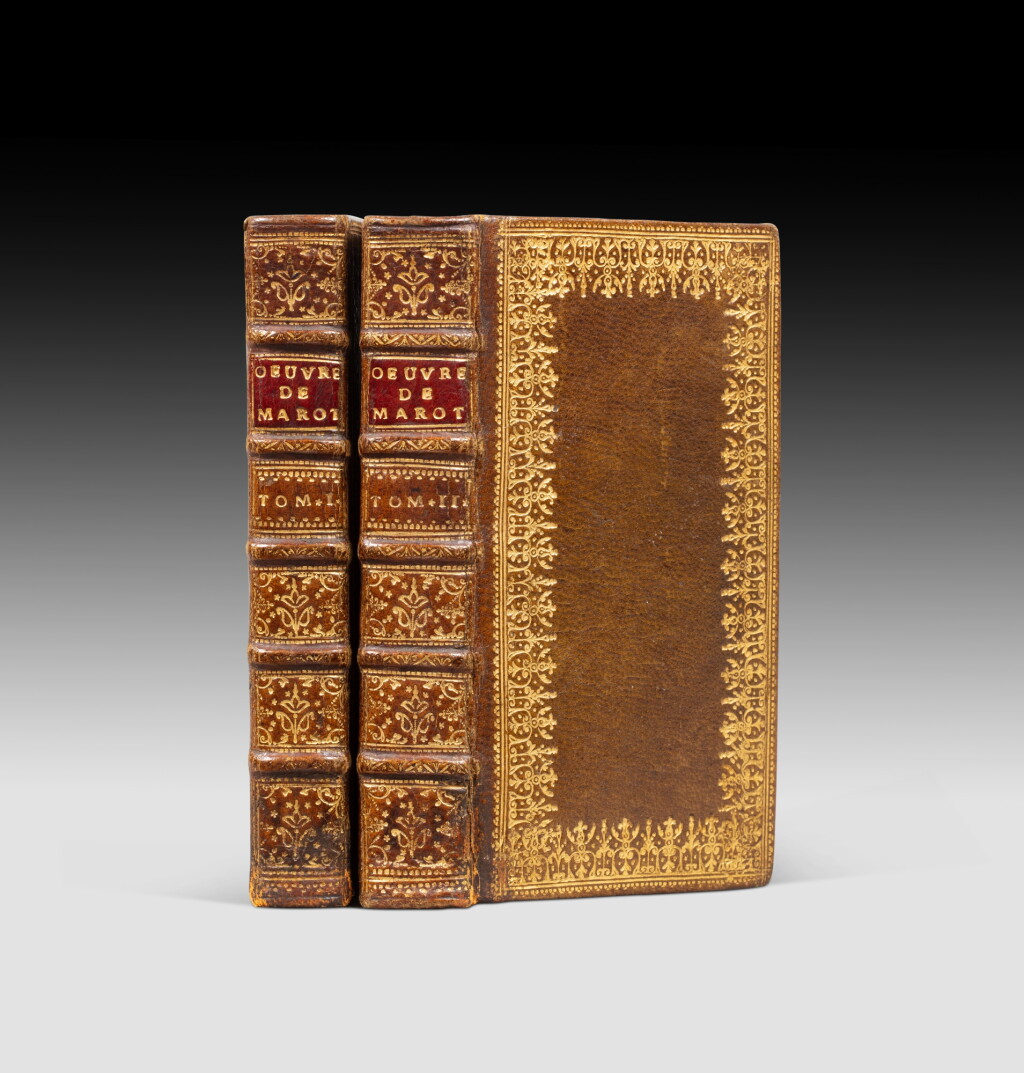 View full screen - View 1 of Lot 48. Œuvres. 1700. 2 volumes in-12. Ravissant exemplaire en maroquin doublé de l'époque..