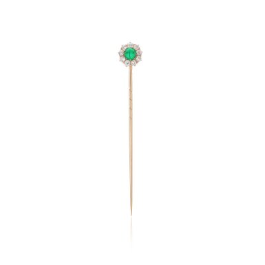 View full screen - View 1 of Lot 1013. Emerald and diamond tie pin, circa 1910.
