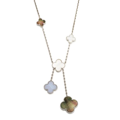 View full screen - View 1 of Lot 1708. 'Magic Alhambra' Chalcedony and Mother-of-Pearl Necklace | 梵克雅寶 | 'Magic Alhambra' 瑪瑙 配 貝母 項鏈.