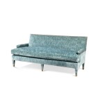 A confortable sofa, modern | Canapé confortable, moderne