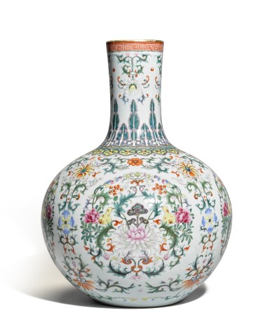 View full screen - View 1 of Lot 151. A magnificent and very rare large celadon-ground famille-rose vase, Tianqiuping, Seal mark and period of Qianlong | 清乾隆 粉青地粉彩瑞芝番蓮紋天球瓶 《大清乾隆年製》款 .