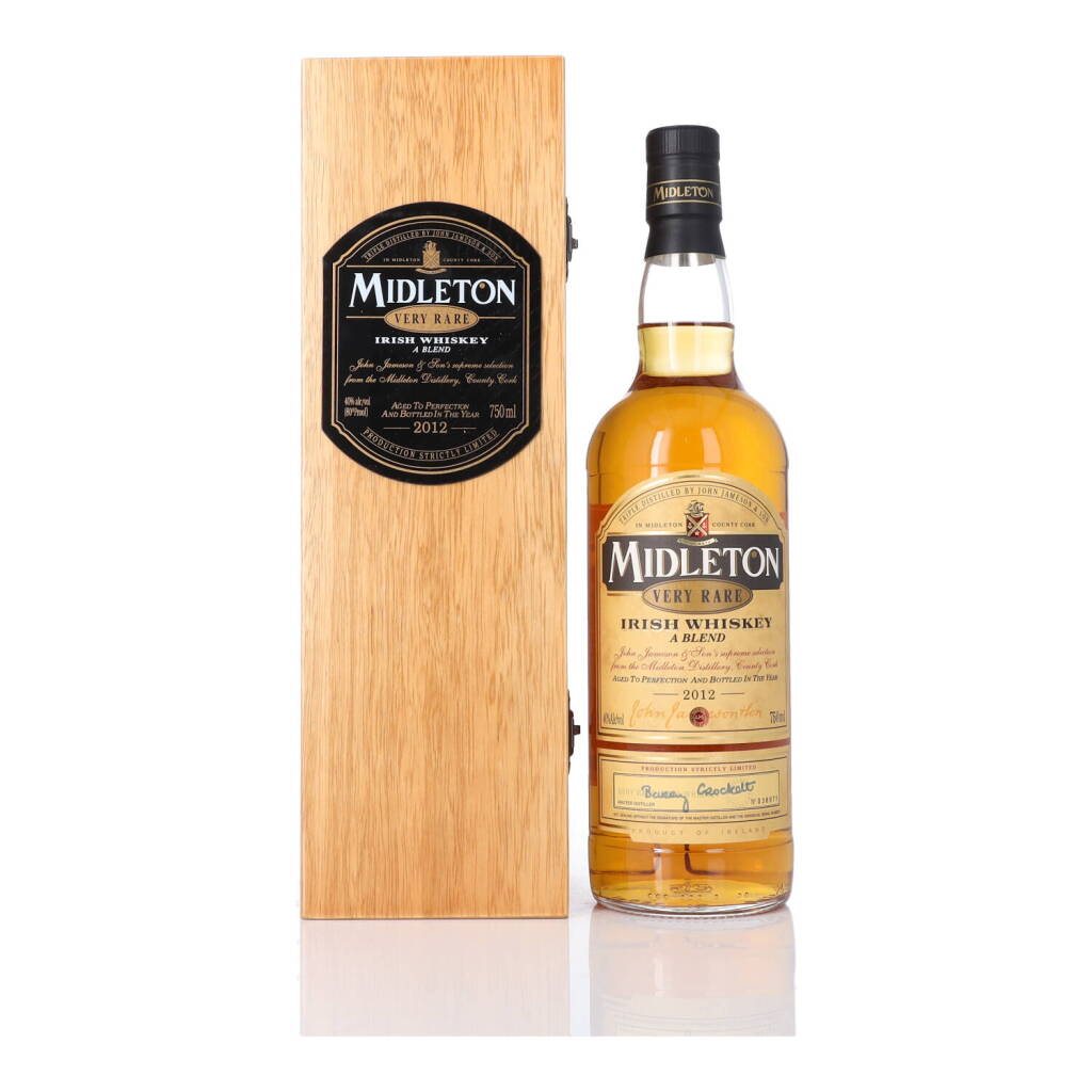 View full screen - View 1 of Lot 39. Midleton Very Rare 40.0 abv NV (1 BT 75cl).