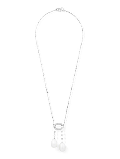 View full screen - View 1 of Lot 200. Collier perles d'eau douce et diamants | Freshwater pearls and diamond necklace.