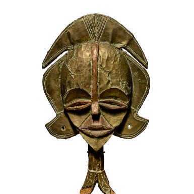 View full screen - View 1 of Lot 171. KOTA-OBAMBA RELIQUARY FIGURE, GABON.