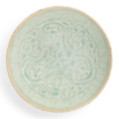 View full screen - View 1 of Lot 112. A rare molded Qingbai bowl, Southern Song / Yuan dynasty | 南宋 / 元 青白釉印花卷草紋盌.