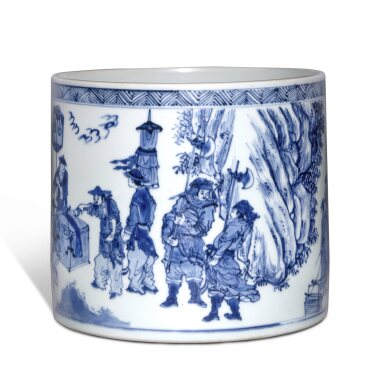View full screen - View 1 of Lot 406. A large blue and white 'figural' brushpot, Qing dynasty, early Kangxi period | 清康熙初 青花人物故事圖筆筒.