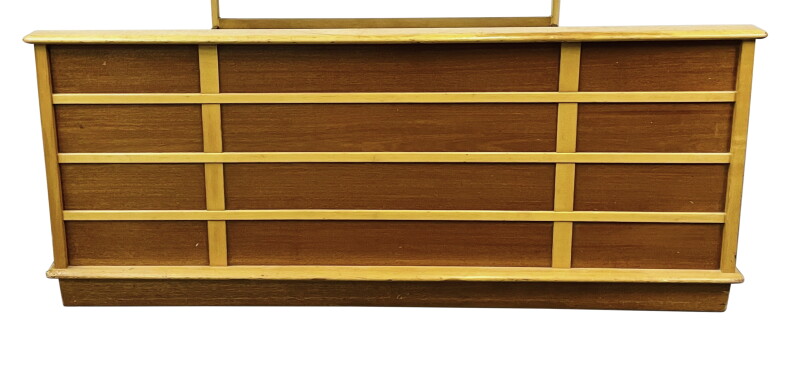 Cover image 0