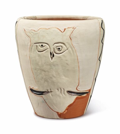 View full screen - View 1 of Lot 29. PABLO PICASSO | VISAGE ET HIBOU (A. R. 407).