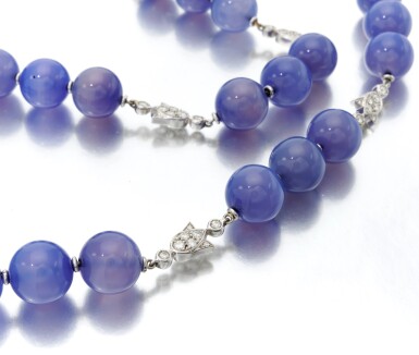 View full screen - View 1 of Lot 265. Calcedony and diamond necklace (Collana in calcedonio e diamanti).