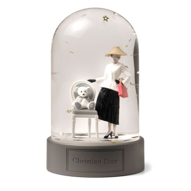 View full screen - View 1 of Lot 1106. Limited Edition Harrods Bar Set 1947 Haute-Couture Collection Snow Globe.