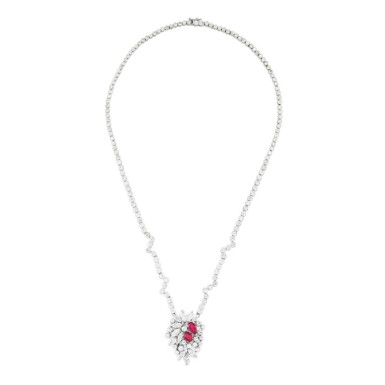 View full screen - View 1 of Lot 824. Collier rubis et diamants | Ruby and diamond necklace.