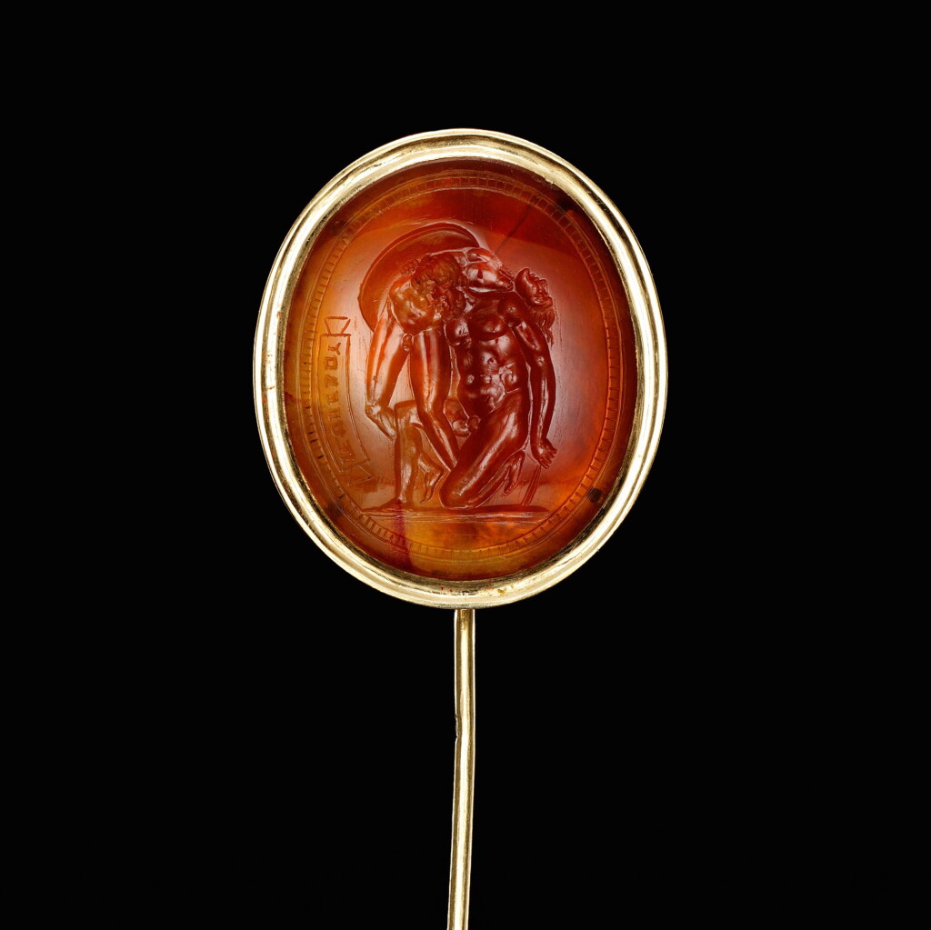 View full screen - View 1 of Lot 291. Intaglio with Menelaus carrying the body of Patroclus .