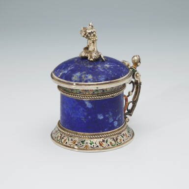 View full screen - View 1 of Lot 49. A MINIATURE SILVER-GILT, ENAMEL, AND HARDSTONE AUSTRIAN TANKARD | HERMANN RATZERSDORFER, VIENNA | CIRCA 1875.
