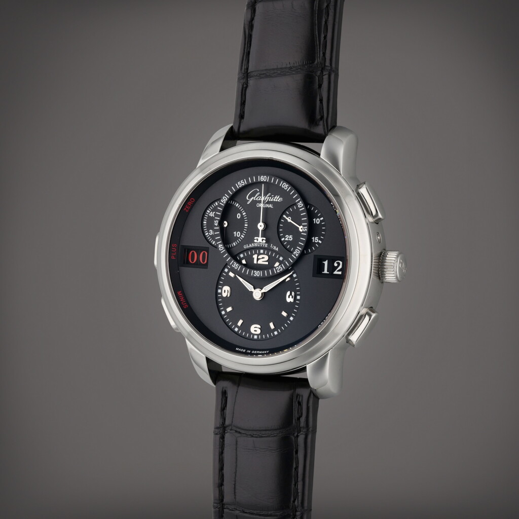 全螢幕檢視 - 查看161PanoMaticCounter XL | A stainless steel automatic flyback chronograph wristwatch with counting function, Circa 2015的1