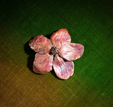 View full screen - View 1 of Lot 24. Broche Clématite.