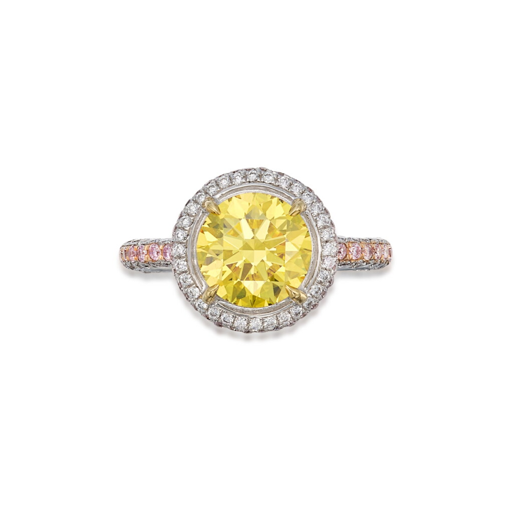 View full screen - View 1 of Lot 103. Fancy Vivid Yellow, Colored Diamond and Diamond Ring | 艷彩黃色、彩鑽及鑽石戒指.