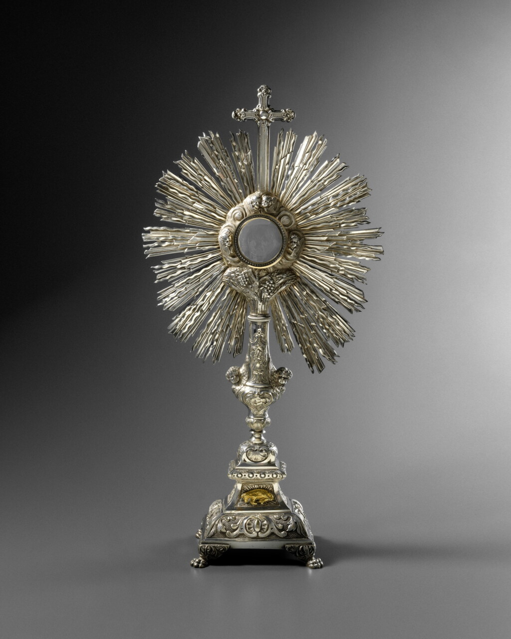 View full screen - View 1 of Lot 38. A French silver monstrance, by Favier, Lyon, circa 1850.