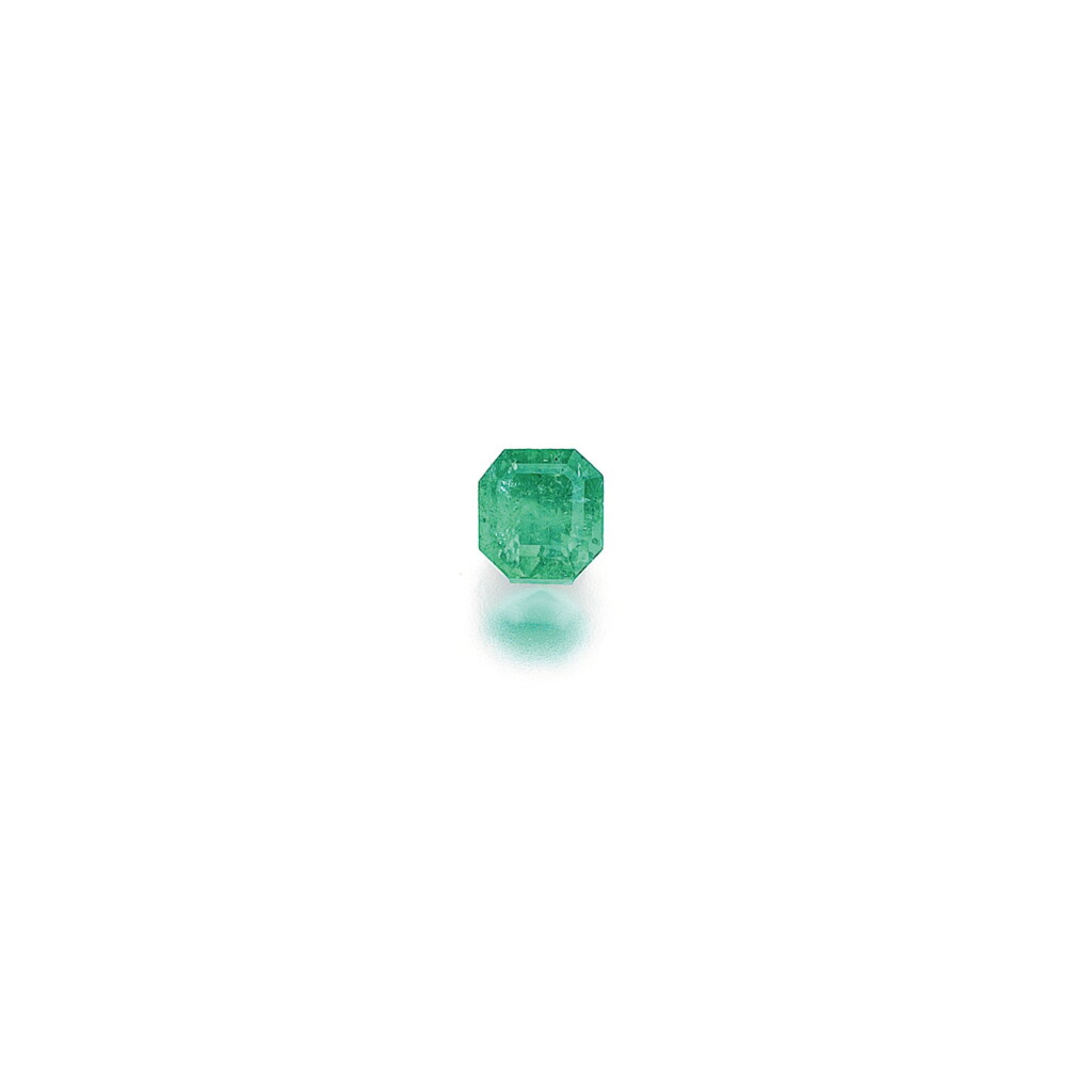 View full screen - View 1 of Lot 227. UNMOUNTED EMERALD.
