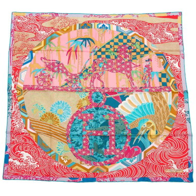 View full screen - View 1 of Lot 109. HERMÈS | "EX LIBRIS EN KIMONOS" SCARF 90CM OF SILK TWILL.