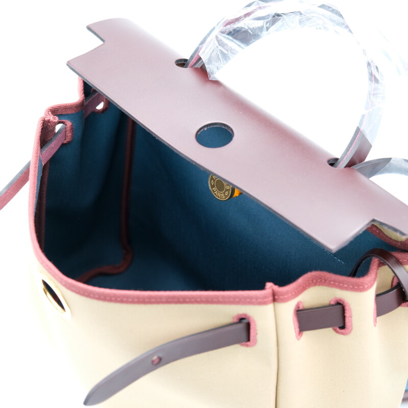 Cover image 0