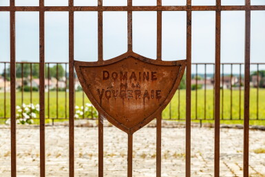 View full screen - View 1 of Lot 152. Clos de Vougeot 2015 Domaine de la Vougeraie (6 BT).