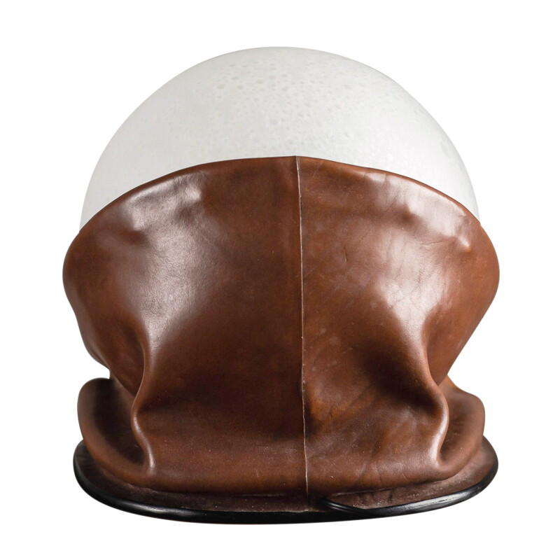Cover image 0