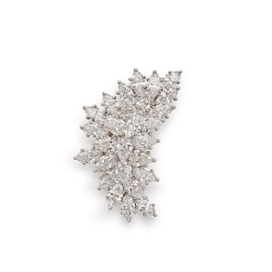 View full screen - View 1 of Lot 1909. Diamond Brooch | 海瑞溫斯頓 | 鑽石胸針.