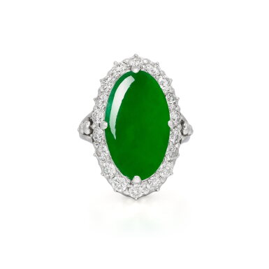 View full screen - View 1 of Lot 666. Jadeite and Diamond Ring | 天然翡翠 配 鑽石 戒指.