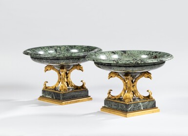 View full screen - View 1 of Lot 12. A pair of neoclassical gilt-bronze mounted marble tazze, probably Russia, late 19th century | Paire de tazze en marbre vert de mer et monture de bronze doré d'époque néoclassique, probablement Russie, fin du XIXe siècle.