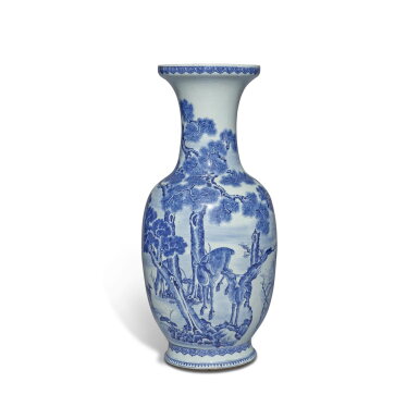 View full screen - View 1 of Lot 382. A large blue and white 'deer' vase, Qing dynasty, 18th century | 清十八世紀 青花松鹿長春圖大瓶.