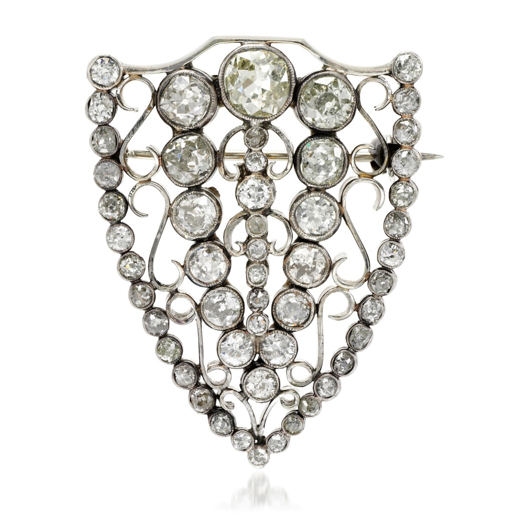 View full screen - View 1 of Lot 203. Diamond brooch, circa 1900 and later.