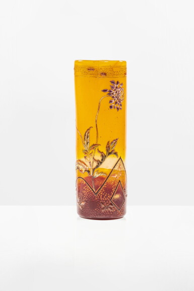 View full screen - View 1 of Lot 204. Vase Centaurée scabieuse, vers 1890 – 1894.