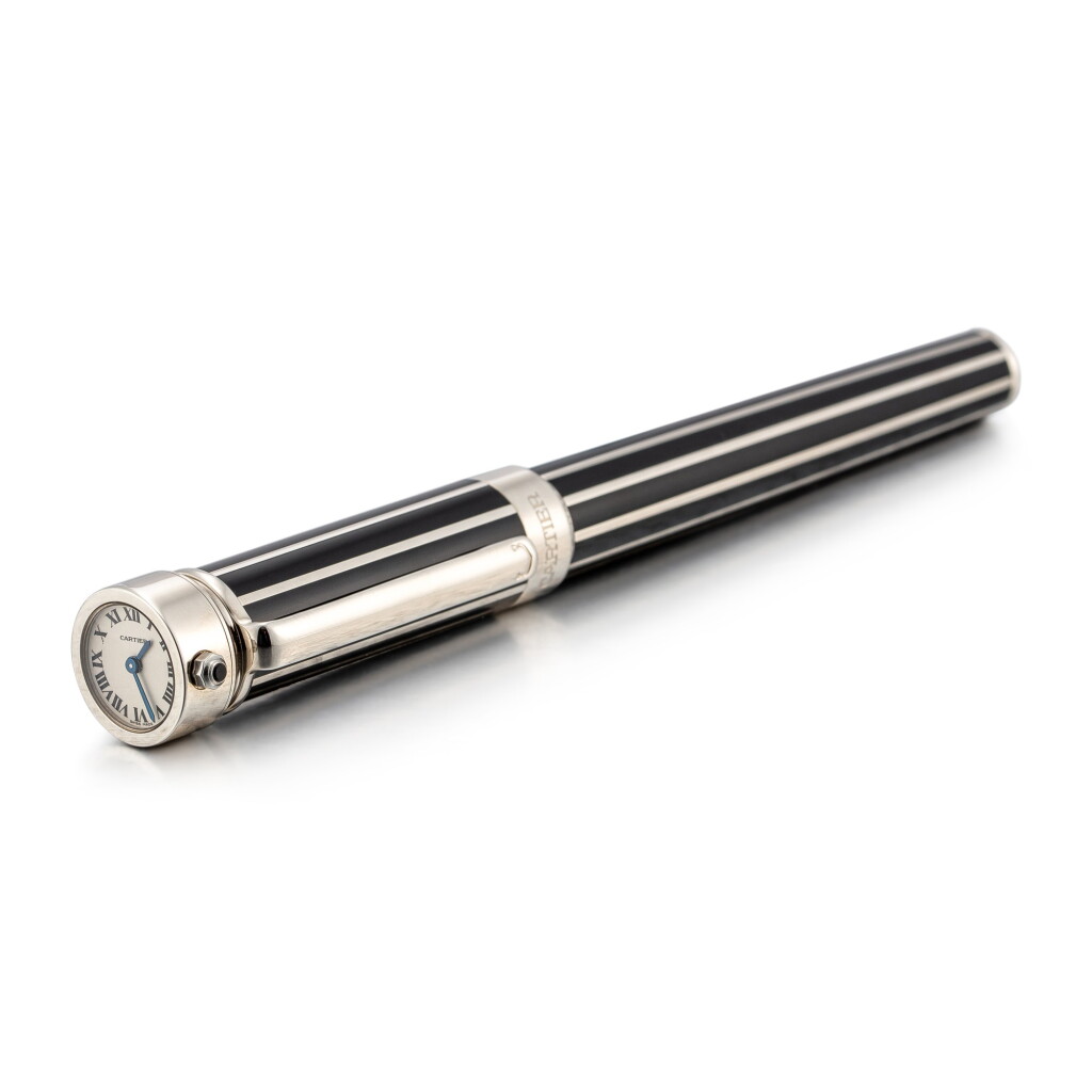 View full screen - View 1 of Lot 9252. Cartier | A limited edition platinum finish, white gold and lacquer fountain pen watch, Circa 2001 | 卡地亞 | 限量版鉑金、白金及漆製時計墨水筆,約2001年製.
