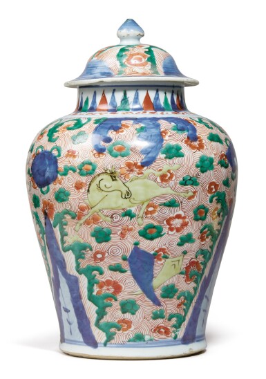 View full screen - View 1 of Lot 685. A wucai 'horse' jar and cover, Qing dynasty, 17th century.