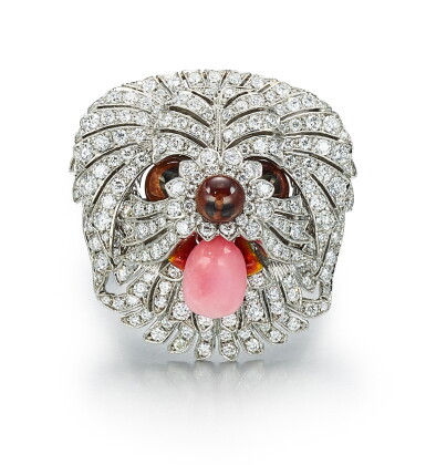 View full screen - View 1 of Lot 9138. CONCH PEARL, ENAMEL AND DIAMOND RING | 海螺珠, 琺瑯彩 配 鑽石 戒指.