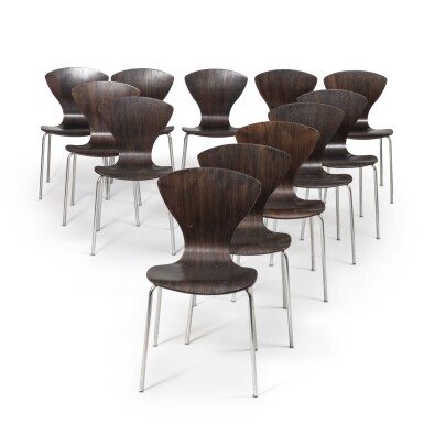 View full screen - View 1 of Lot 539. Twelve chairs, circa 1960 | Zwölf Stühle aus geformten Sperrholz und Metall, circa 1960, bearbeitet von Åry Stålmöbler.