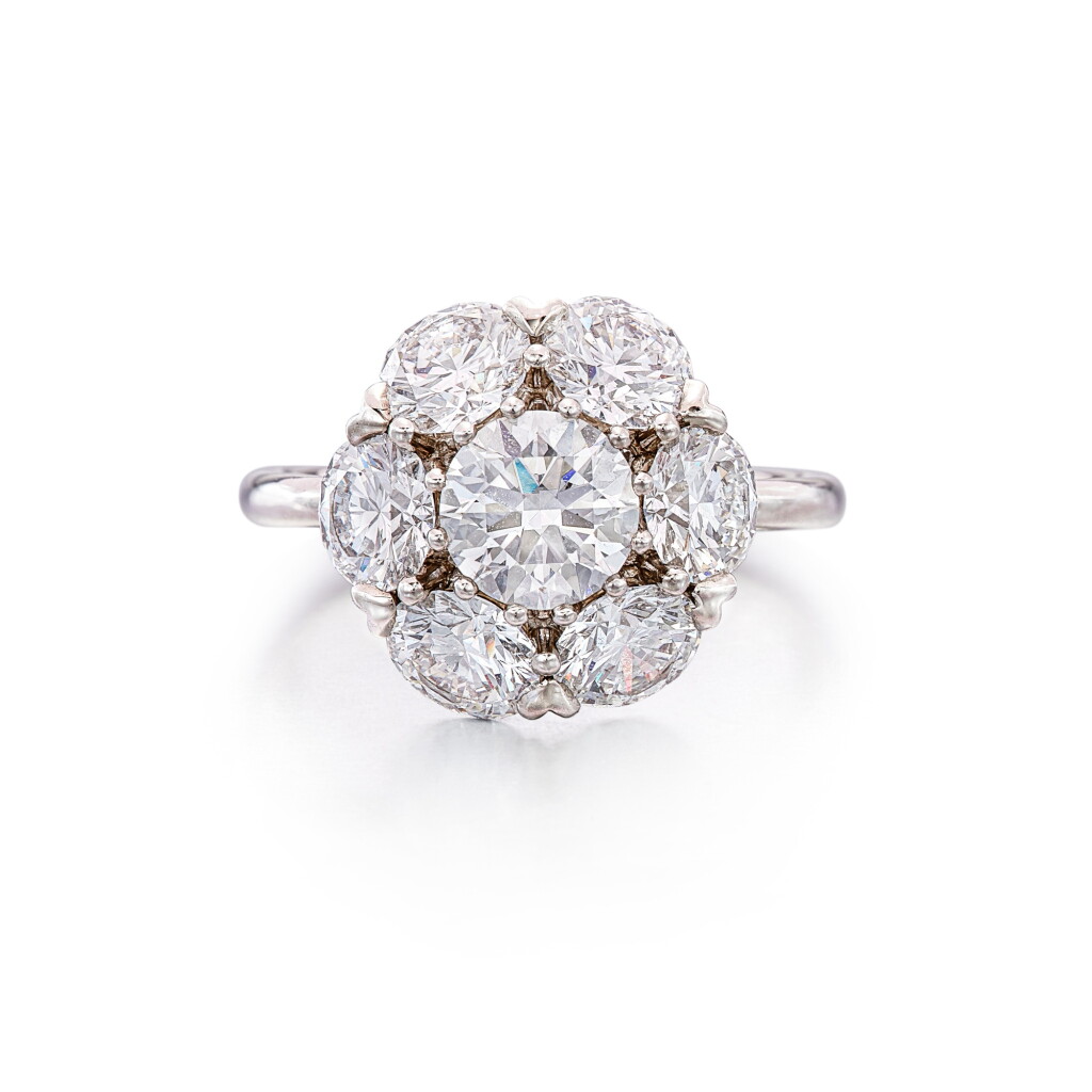 View full screen - View 1 of Lot 2803. Diamond Ring | 1.01克拉 圓形 E色鑽石 戒指.
