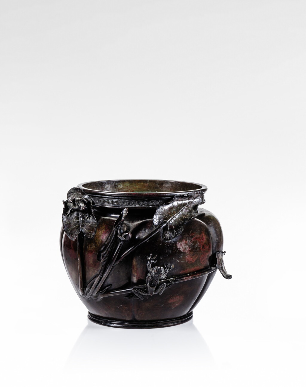 View full screen - View 1 of Lot 23. A large bronze vase, Japan, Meiji period.