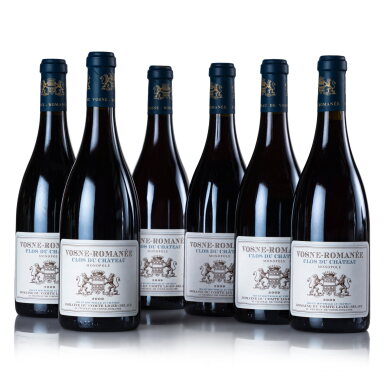 View full screen - View 1 of Lot 80. Vosne Romanée, Clos du Château 2009 Domaine du Comte Liger-Belair (6 BT).